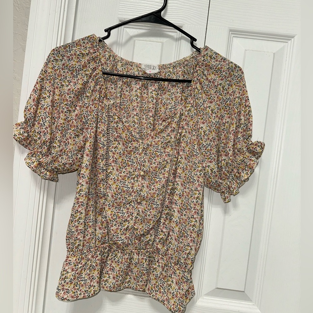 Women’s Medium - Dress shirt